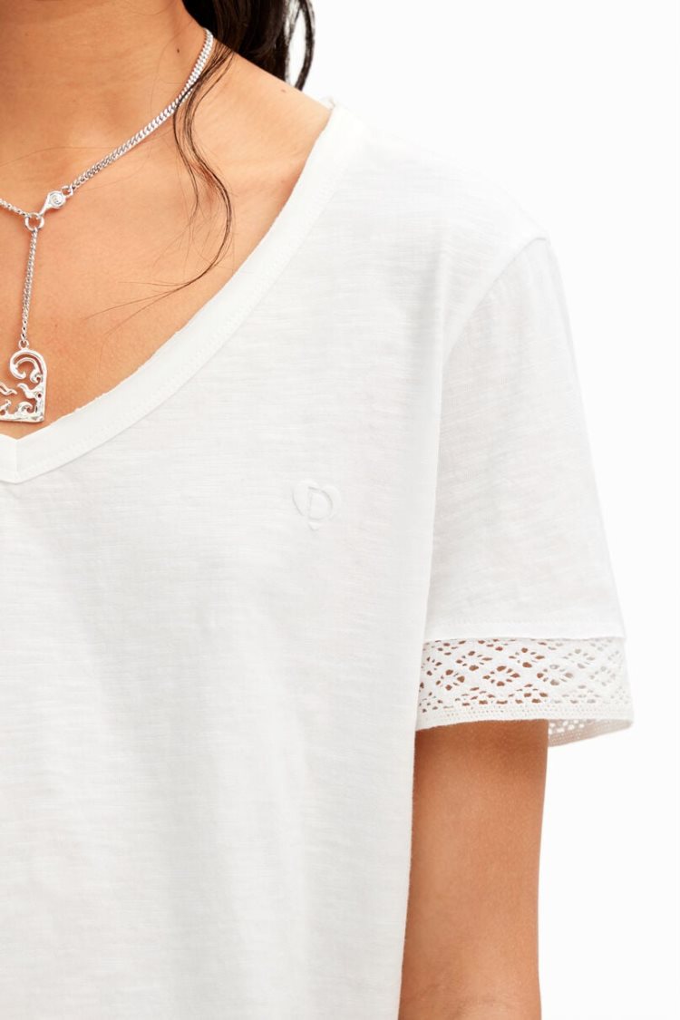 Desigual Openwork V-neck Majice Bijele | mmW3PqMZ