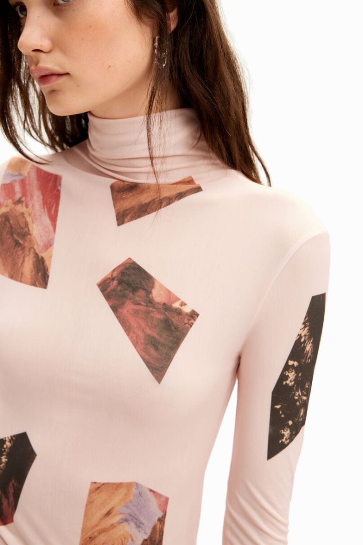 Desigual Slim High Neck Collage Majice Roze | lPo8GIZV